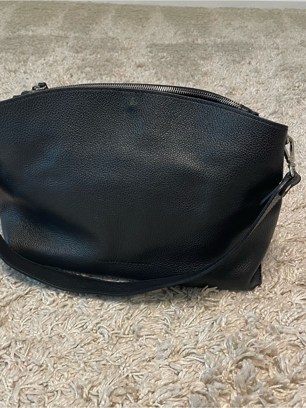 Black Pebbled Leather Shoulder Bag – Sleek Everyday Carry
